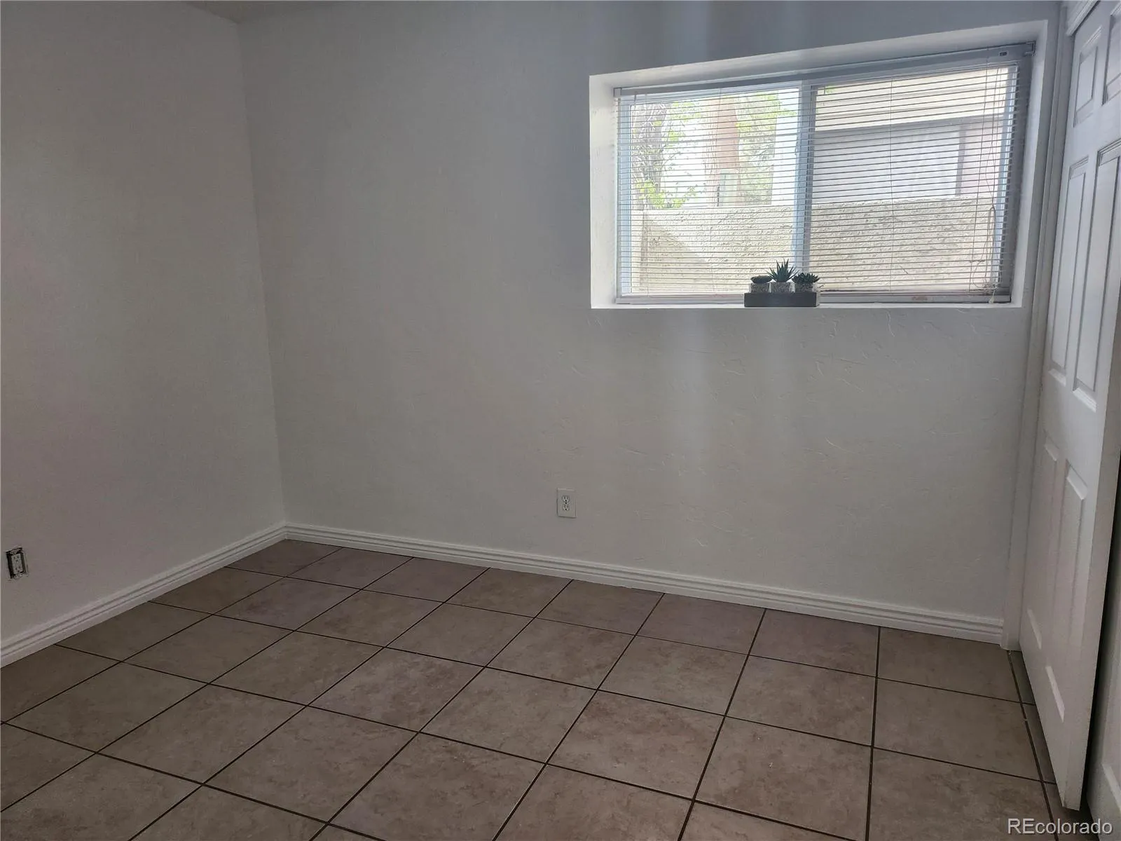 10722 E Exposition Avenue #117 Aurora CO 80012 MLS #REC6960618 04222026192110 1600 12