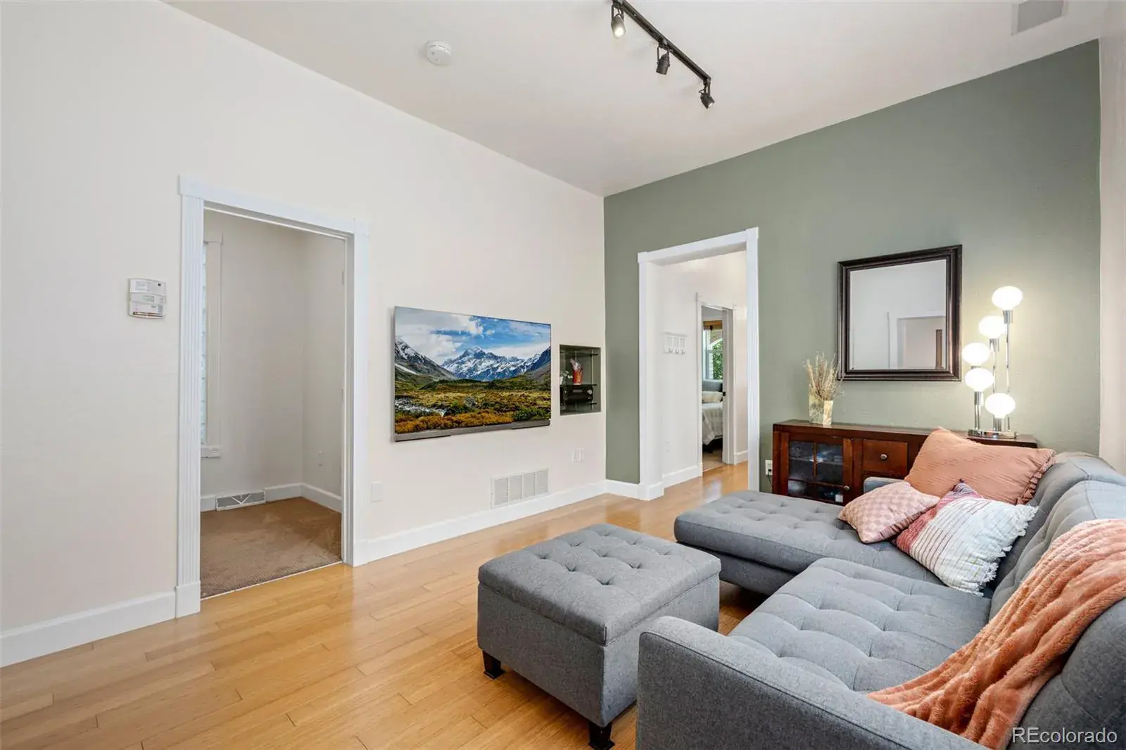 01212026221932 1600 7