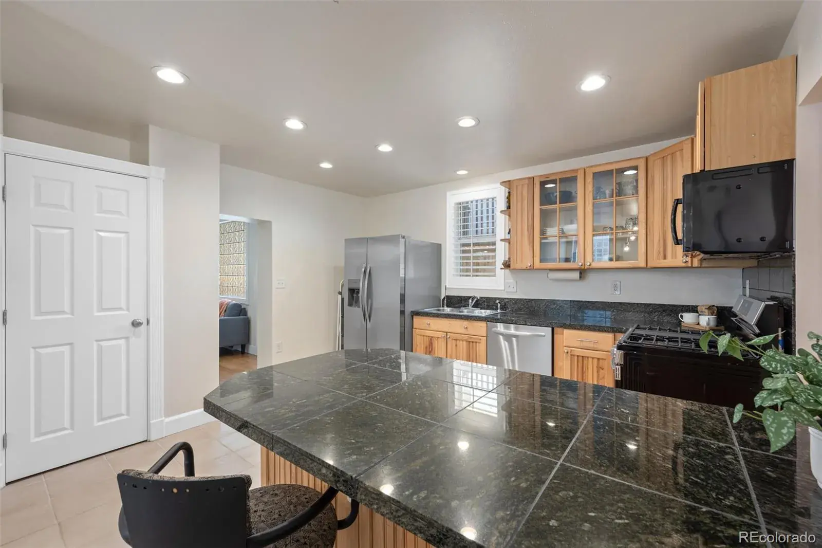 01212026221932 1600 8