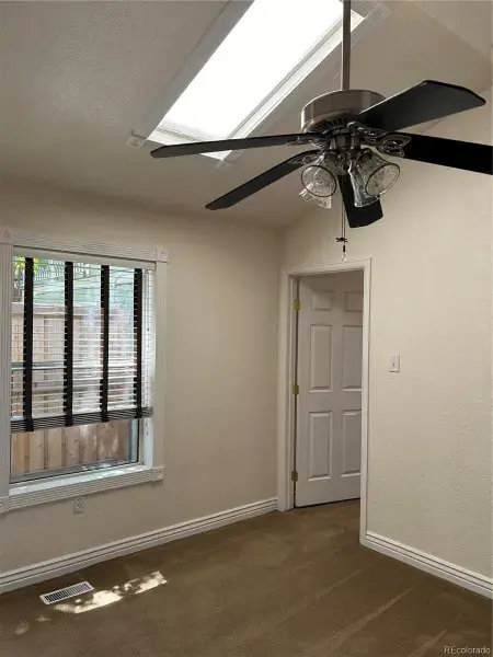 01212026221932 800 33