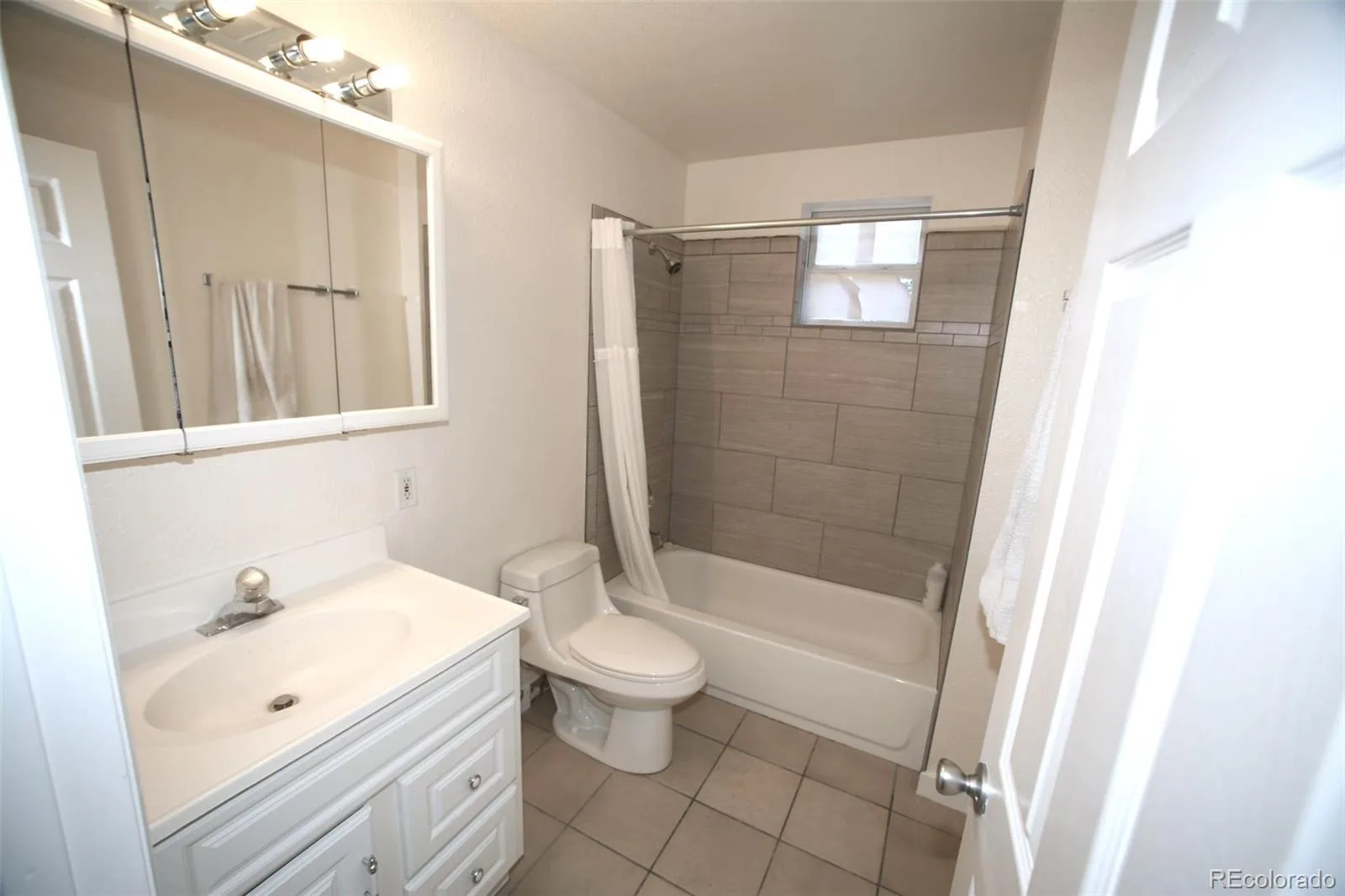 3027 Lawrence Street Denver CO 80205 MLS #REC6961154 07132026035623 1600 15