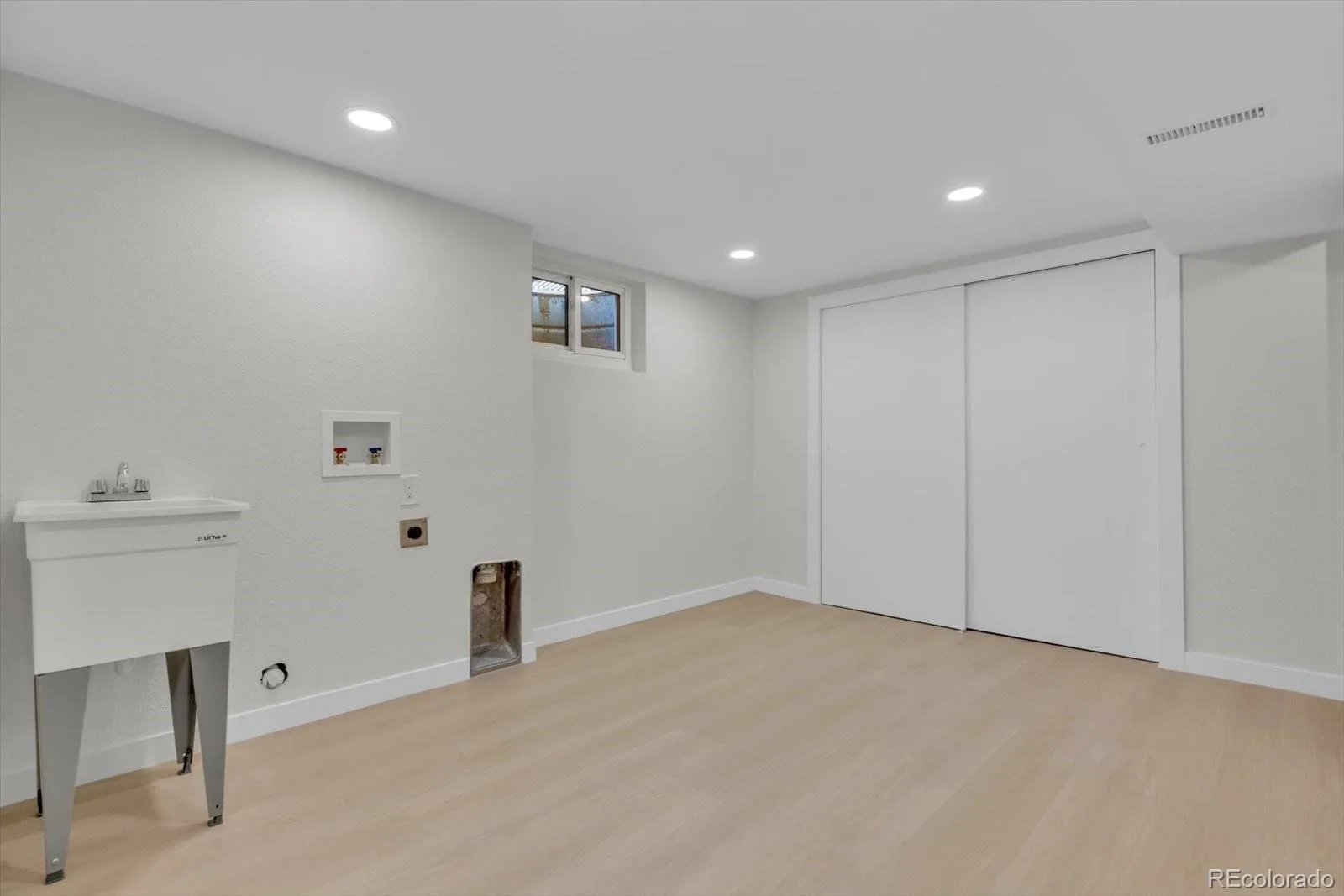 2825 S Yates Street Denver CO 80236 | MLS #REC6961265 08232026231235 1600 19