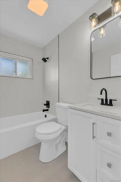 2825 S Yates Street Denver CO 80236 | MLS #REC6961265 08232026231235 800 11