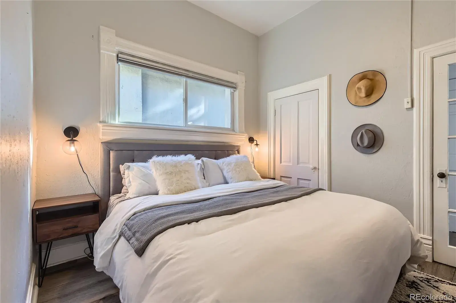 09102025043313 1600 12