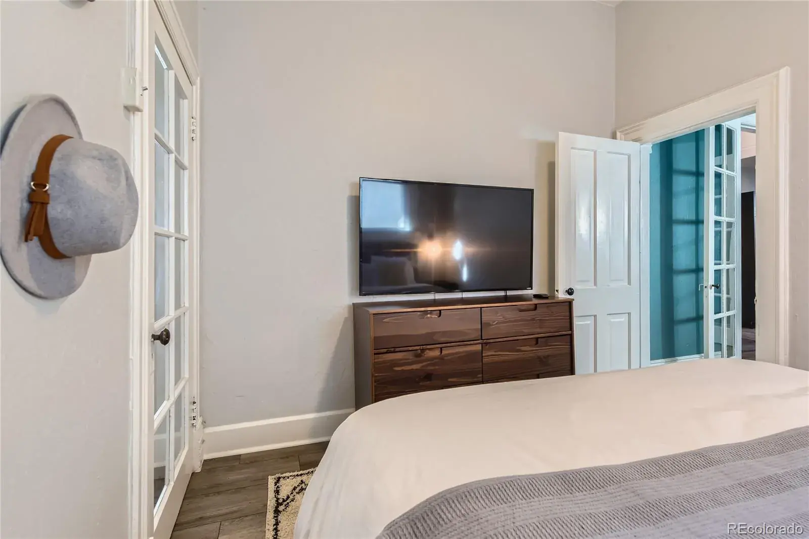 09102025043313 1600 14