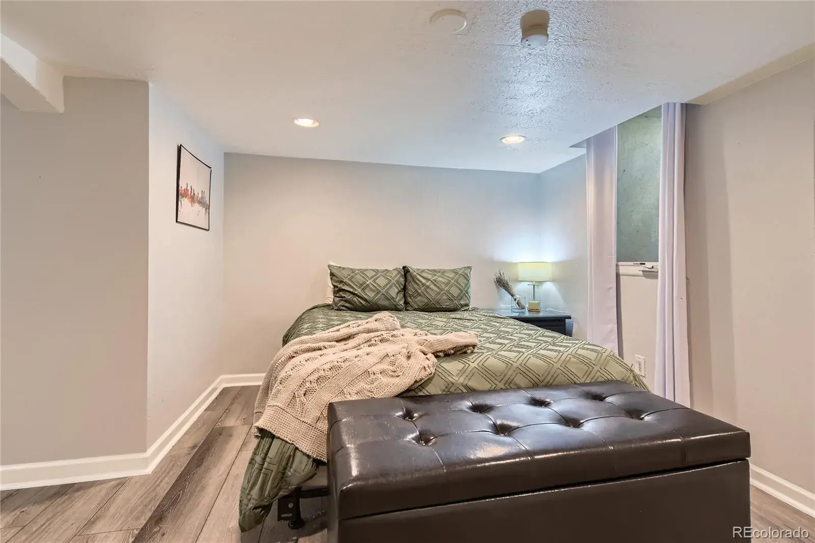 09102025043313 1600 20