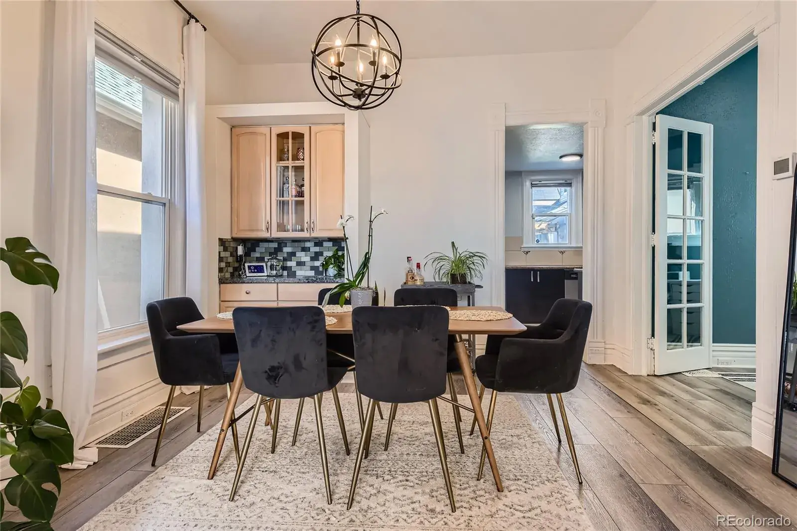 09102025043313 1600 6