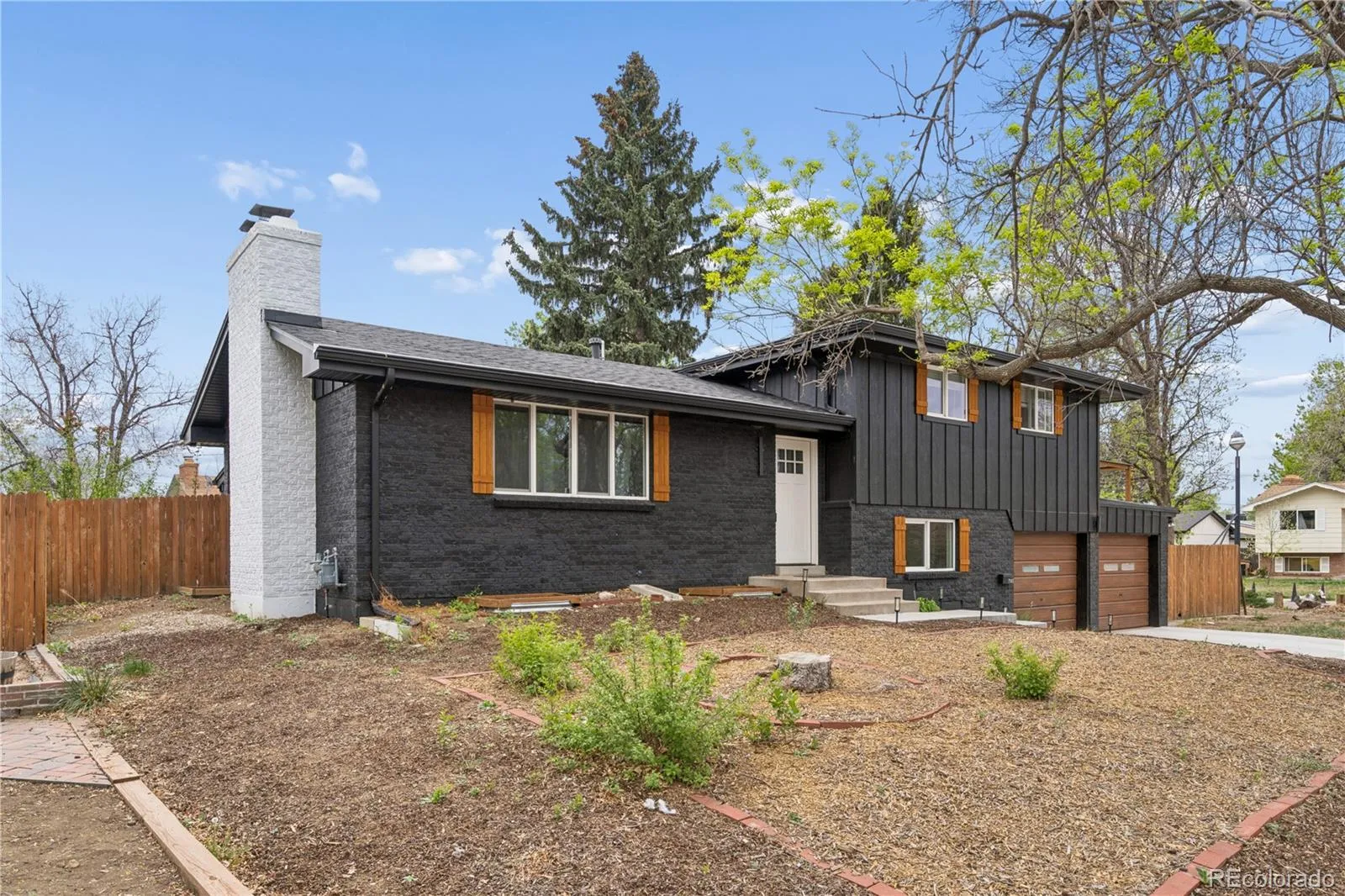 04242026020555 1600 2