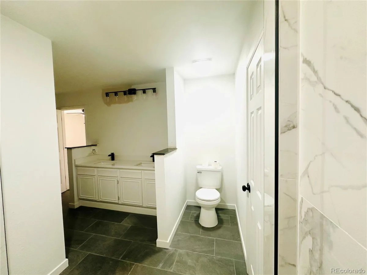 2002 S Worchester Way Aurora CO 80014 MLS #REC6962387 07182026190657 1200 15