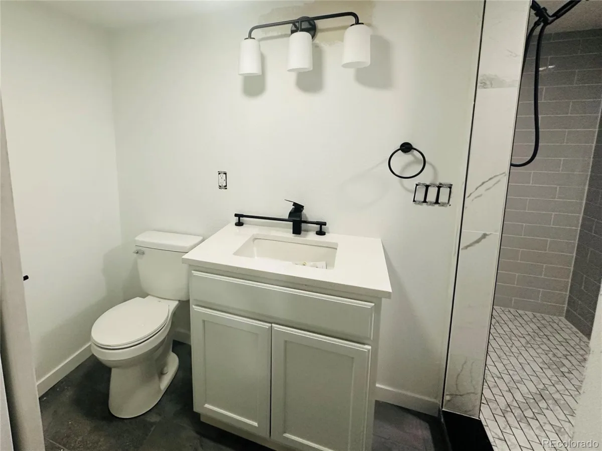 2002 S Worchester Way Aurora CO 80014 MLS #REC6962387 07182026190657 1200 18