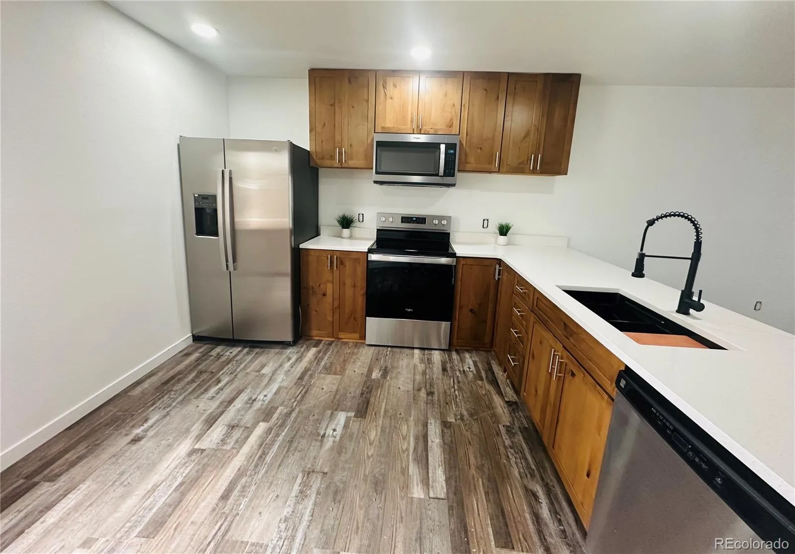 2002 S Worchester Way Aurora CO 80014 MLS #REC6962387 07182026190657 1600 2