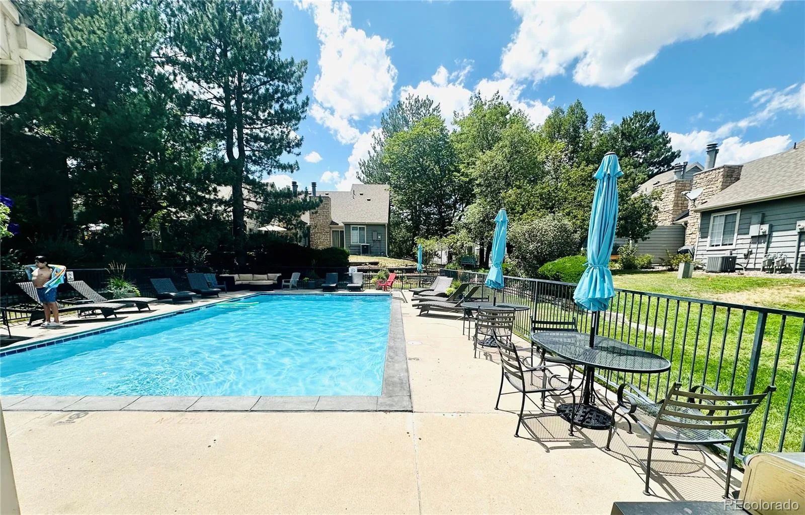 2002 S Worchester Way Aurora CO 80014 MLS #REC6962387 07182026190657 1600 24