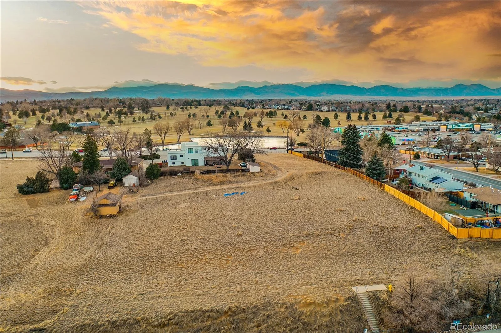7402 W 76th Avenue Arvada CO 80003 | MLS #REC6964013 08202026125625 1600 17