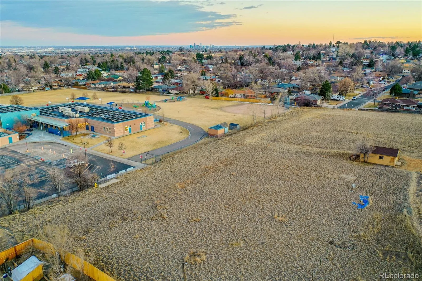 7402 W 76th Avenue Arvada CO 80003 | MLS #REC6964013 08202026125625 1600 21