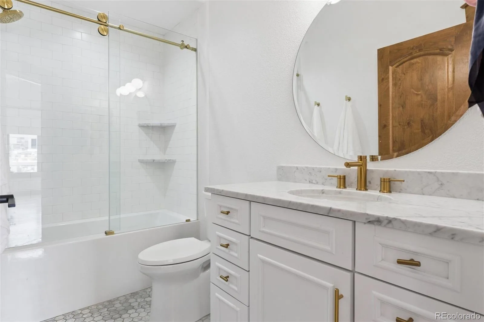 5256 W Dorado Court Littleton CO 80123 | MLS #REC6964411 06182026172958 1600 25