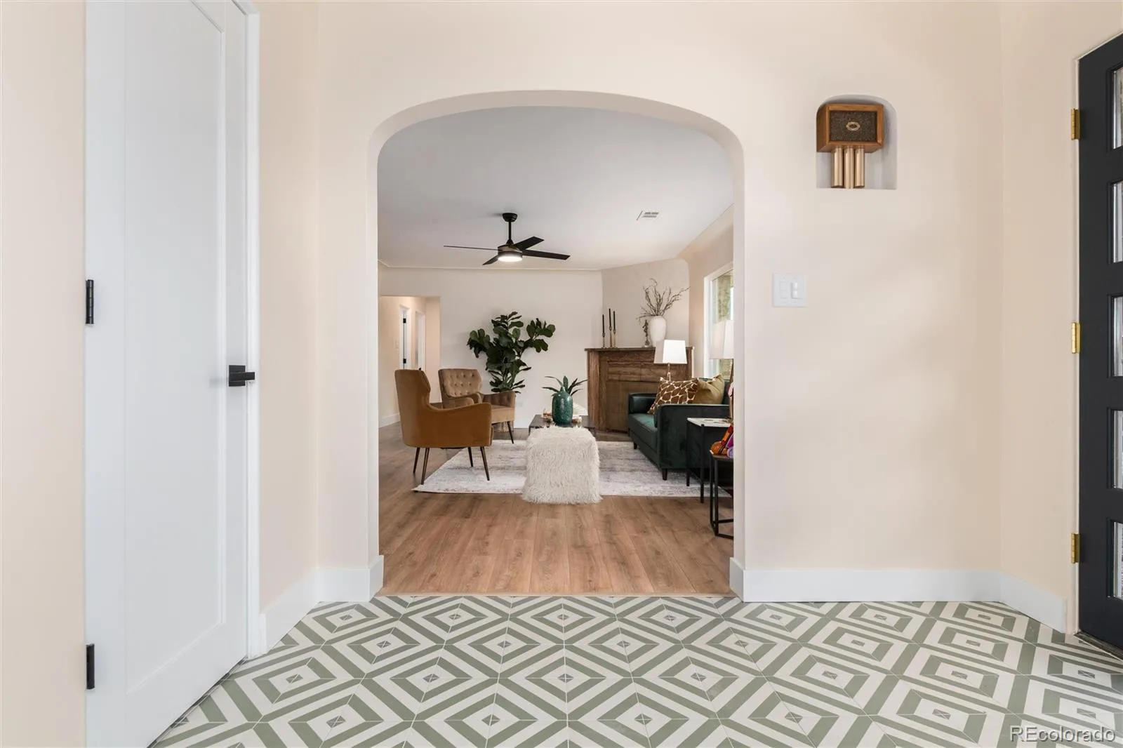 2015 Monaco Parkway Denver CO 80207 | MLS #REC6965142 09222026192847 1600 12