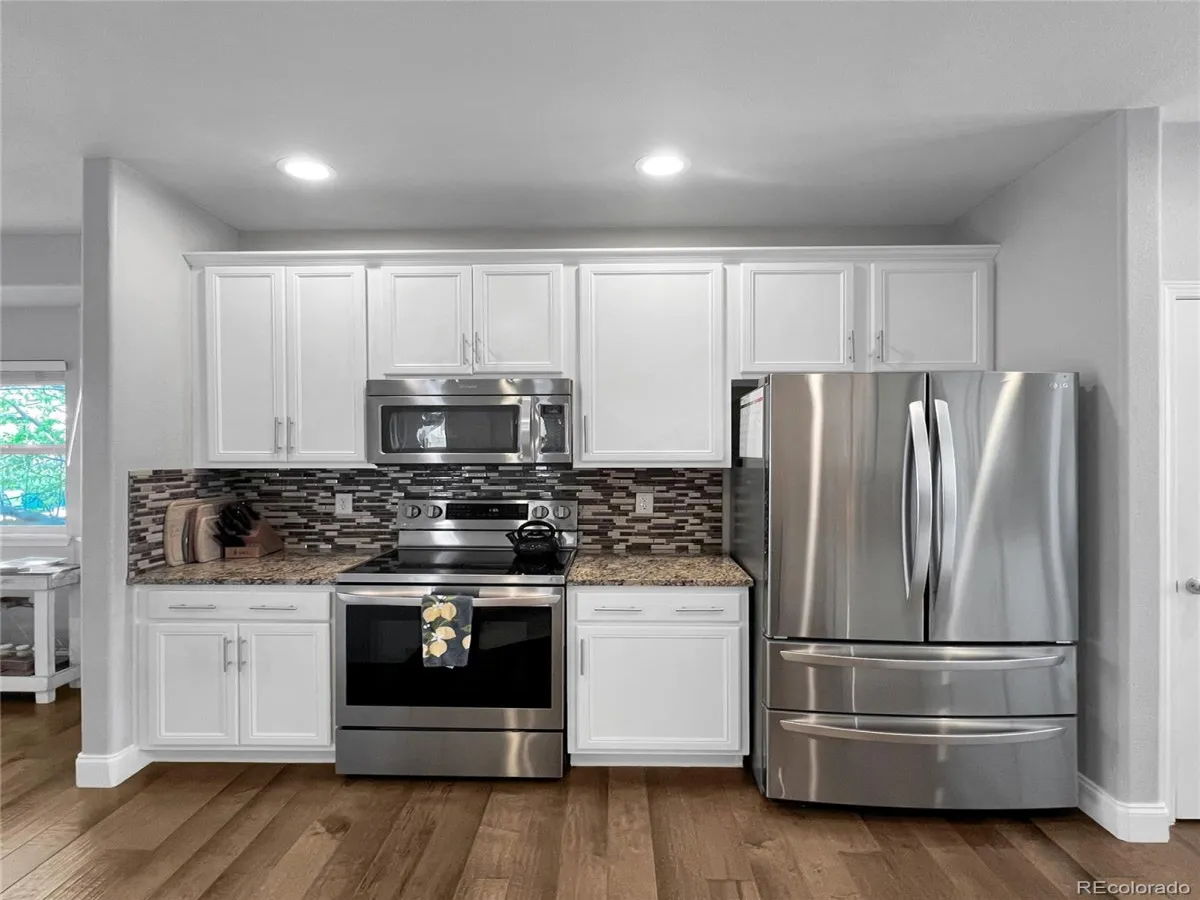 04082026230632 1200 17