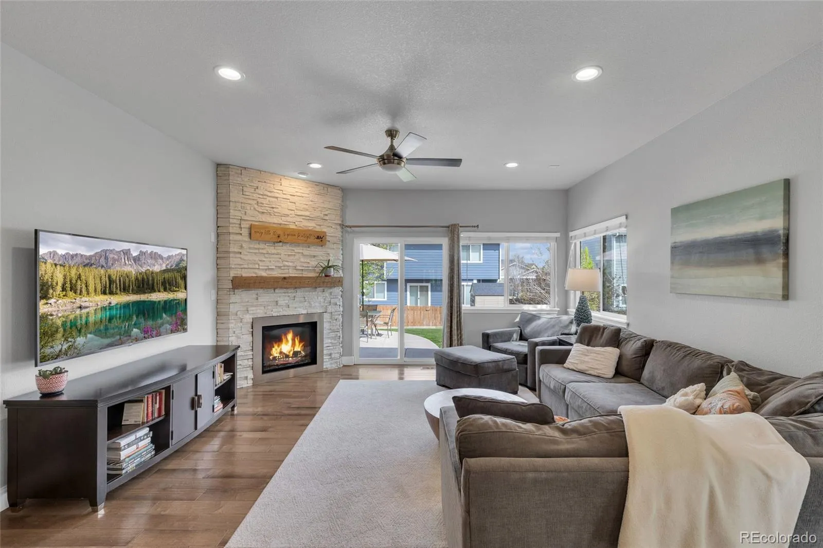 04082026230632 1600 10