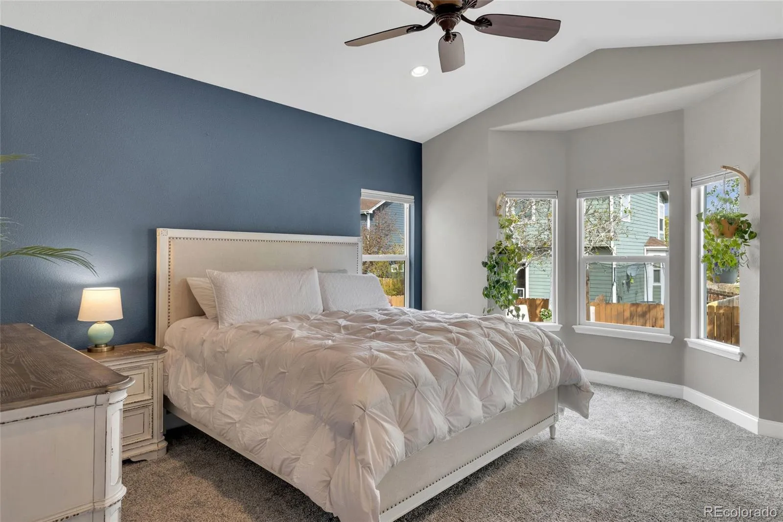 04082026230632 1600 23