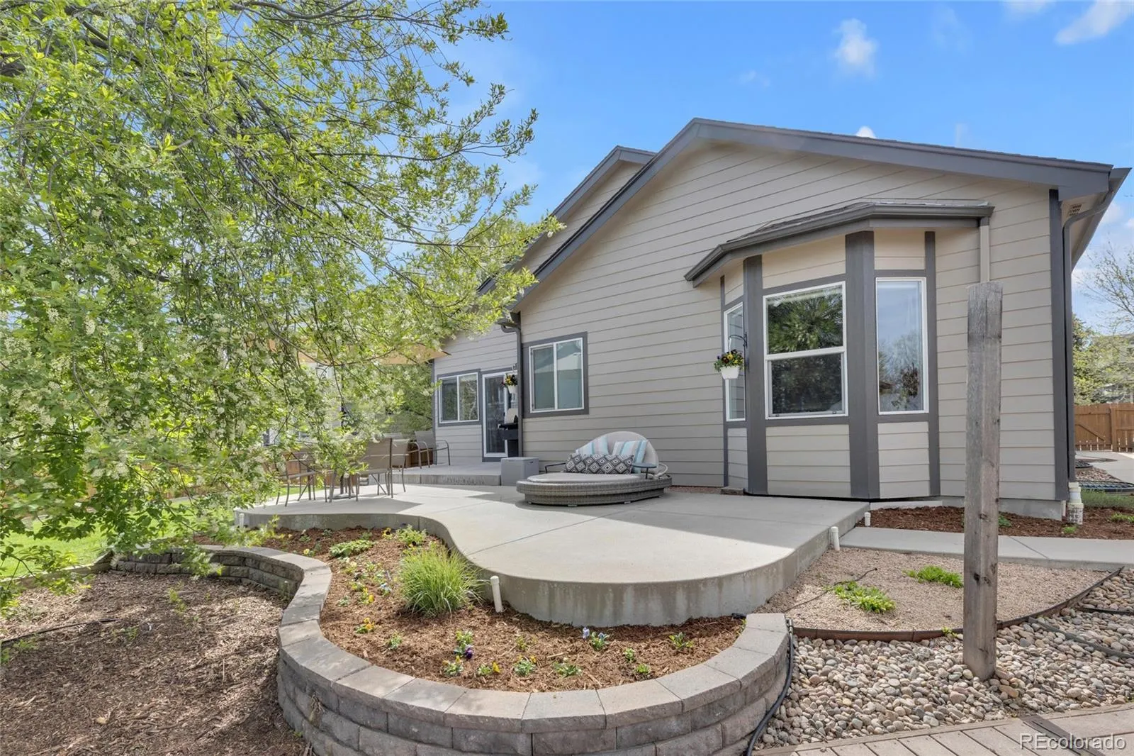 04082026230632 1600 46