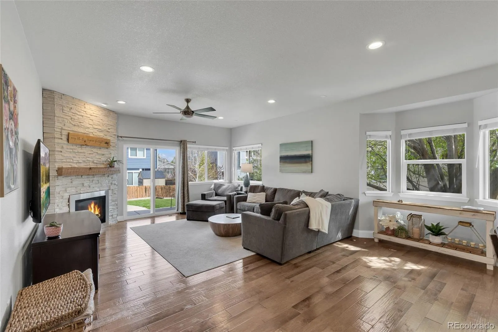 04082026230632 1600 9