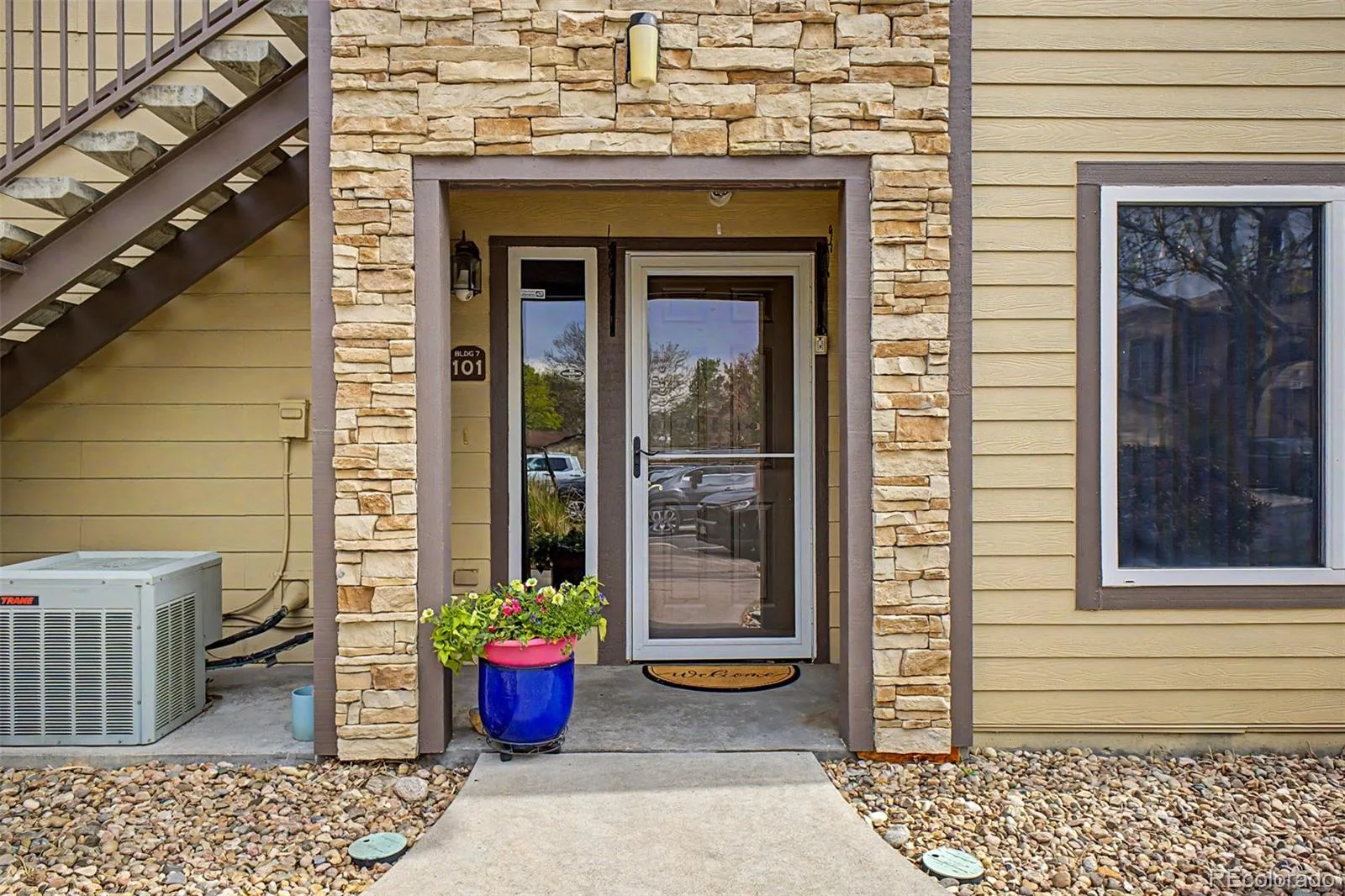 4875 S Balsam Way #7-101 Littleton CO 80123 | MLS #REC6967612 07212026224614 1600 25