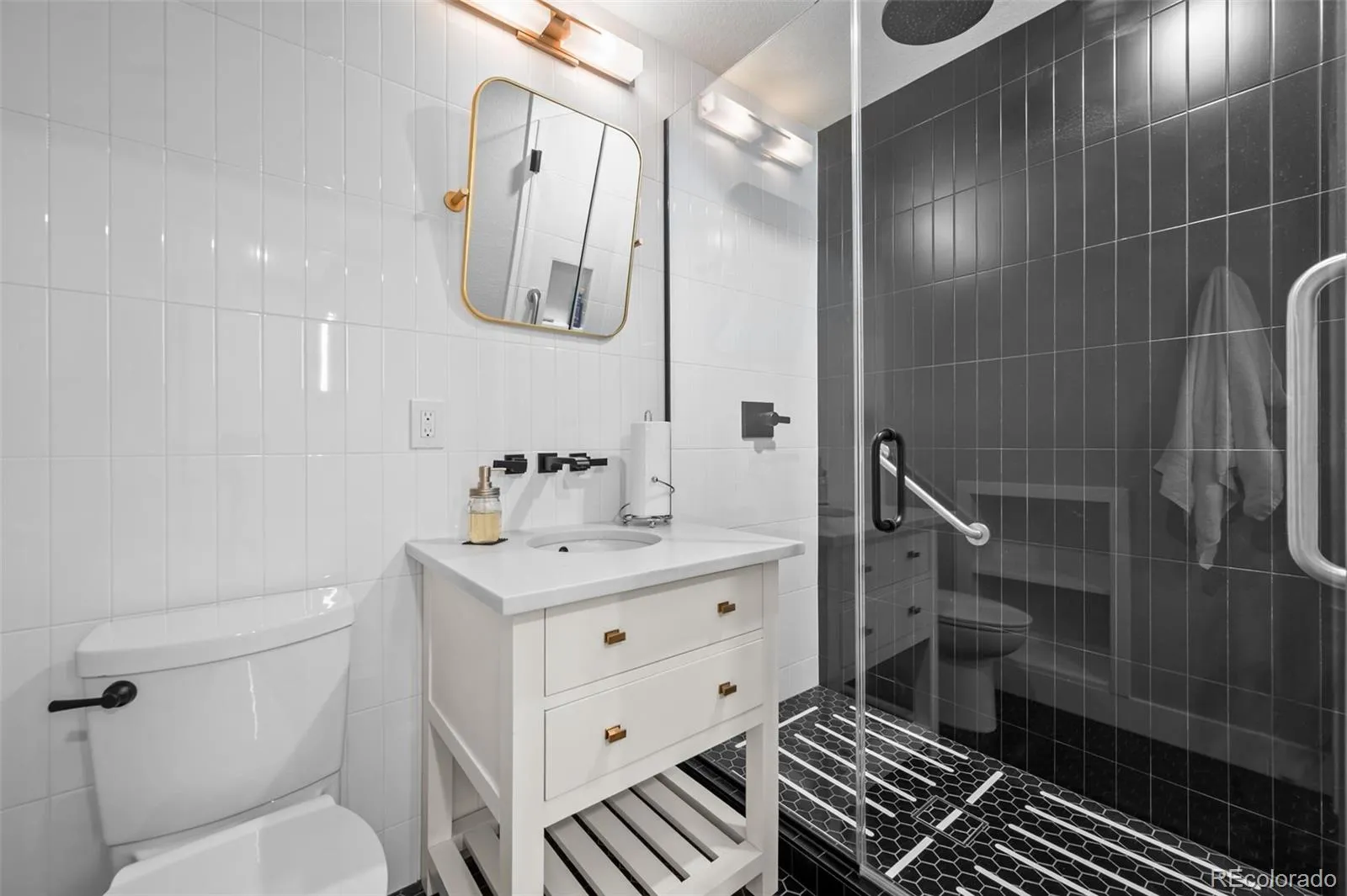 04172026201057 1600 39