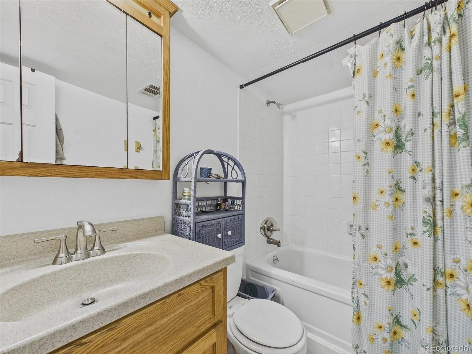 10513 Pierson Circle Broomfield CO 80021 | MLS #REC6970423 06202026032325 1600 13