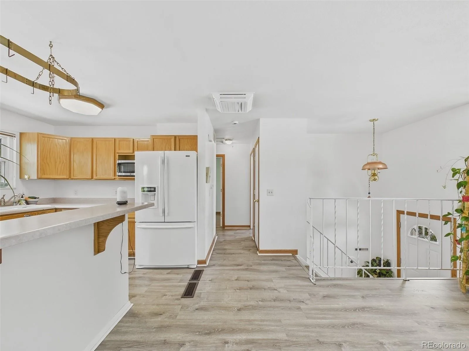 10513 Pierson Circle Broomfield CO 80021 | MLS #REC6970423 06202026032325 1600 2