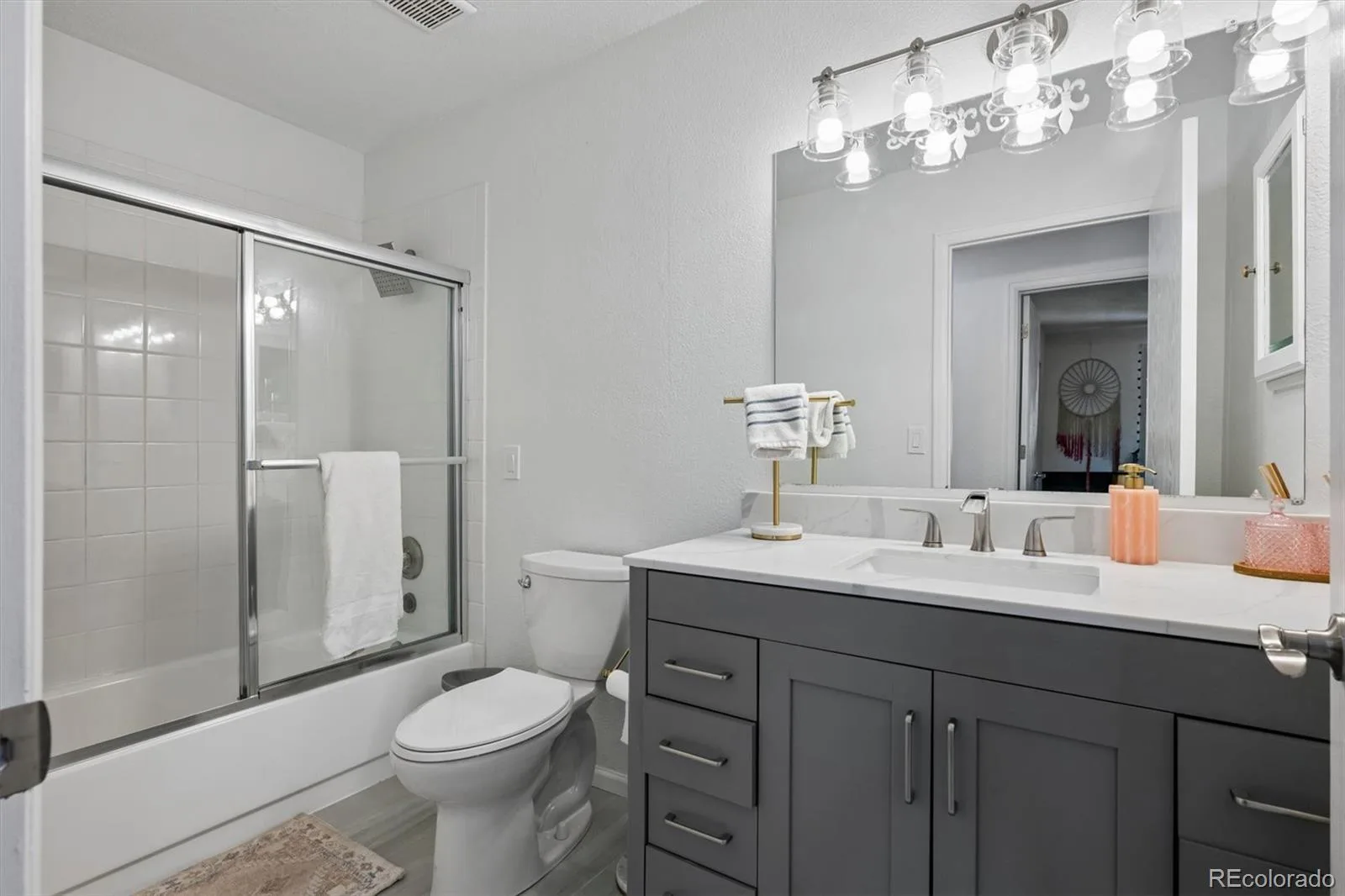 3140 E Phillips Drive Centennial CO 80122 MLS #REC6970540 06122026074112 1600 14