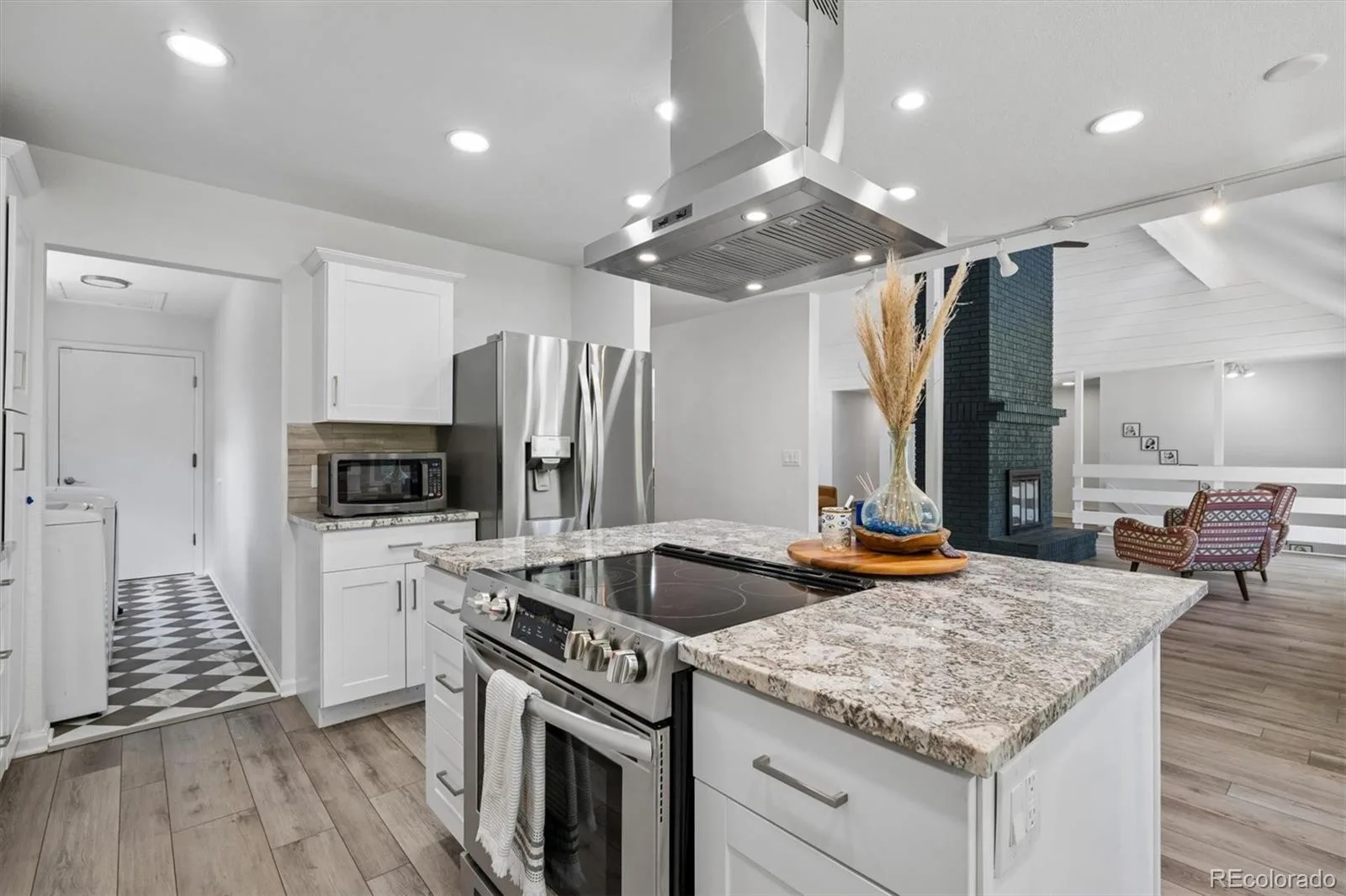 3140 E Phillips Drive Centennial CO 80122 MLS #REC6970540 06122026074112 1600 4