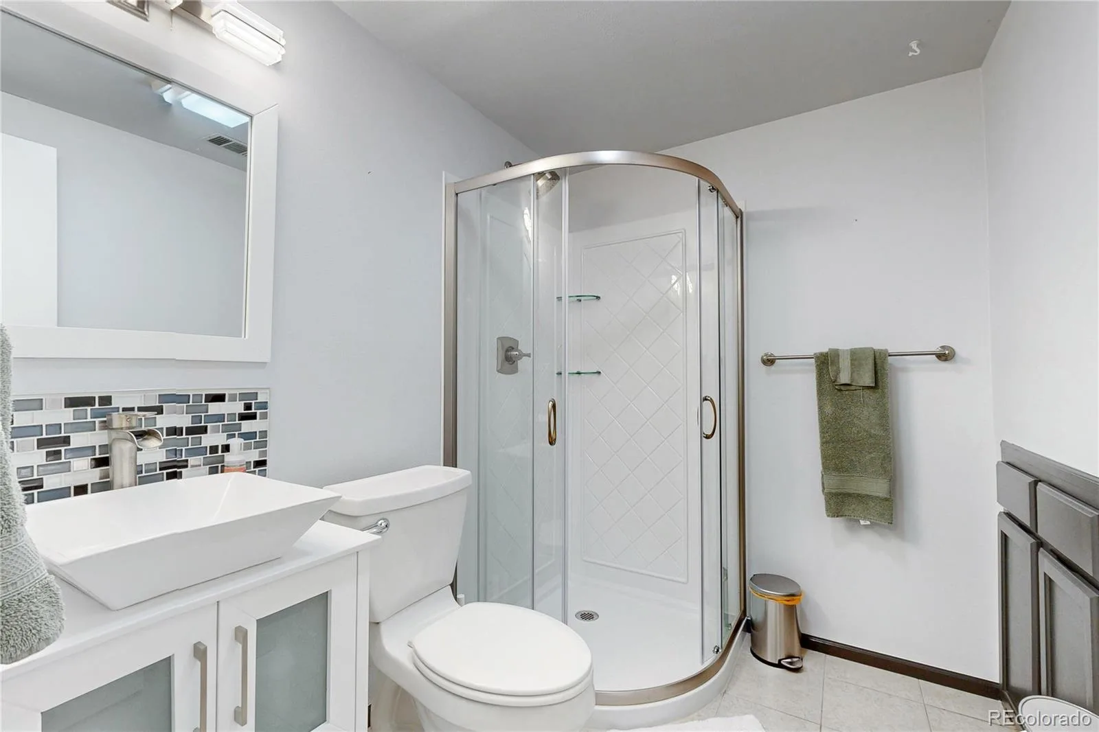 8462 S Upham Way Littleton CO 80128 | MLS #REC6973548 08212026024911 1600 19