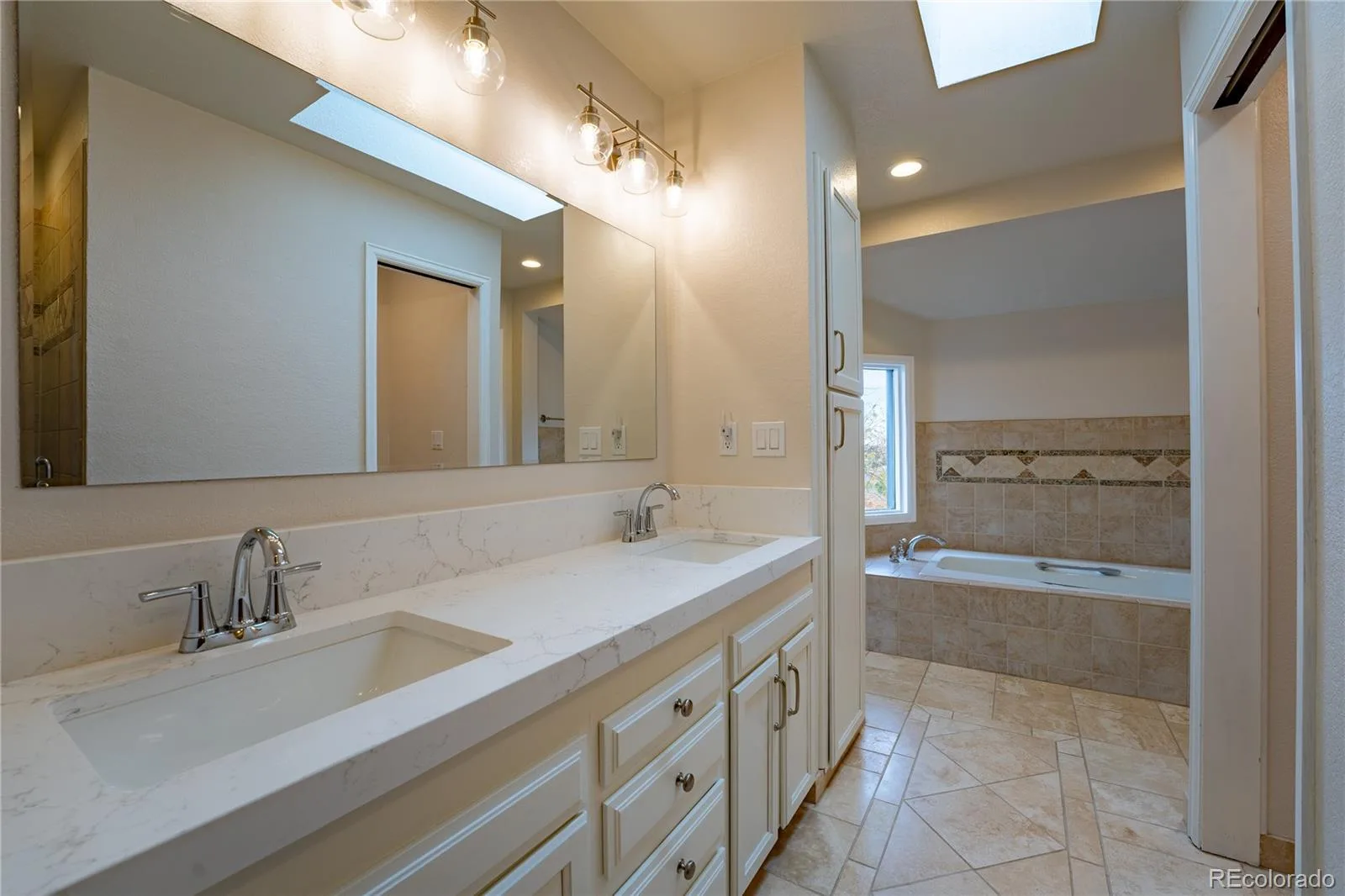 1120 N Bader Court Castle Rock CO 80104 | MLS #REC6973614 08282026230830 1600 32