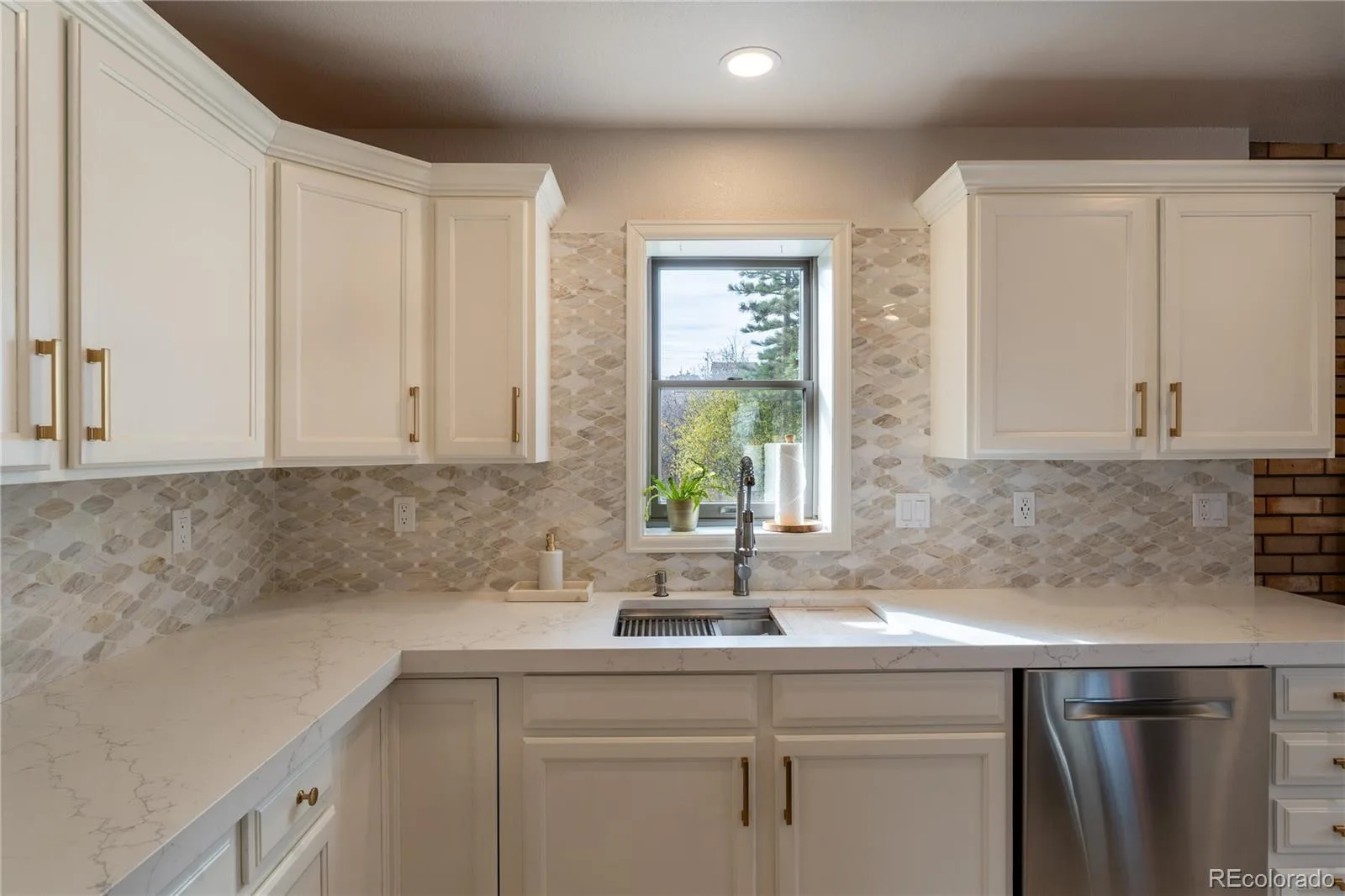 1120 N Bader Court Castle Rock CO 80104 | MLS #REC6973614 08282026230830 1600 7