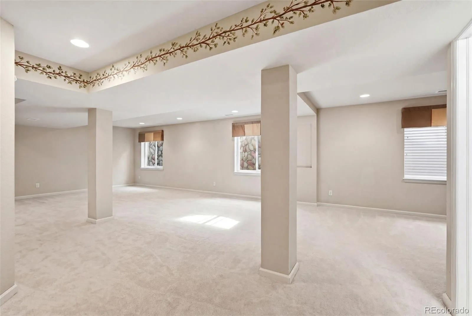 3386 W 126th Drive Broomfield CO 80020 MLS #REC6975147 05212026192557 1600 36