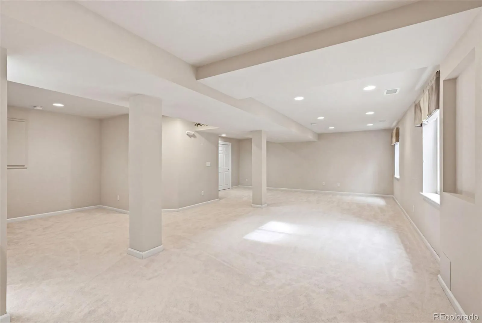 3386 W 126th Drive Broomfield CO 80020 MLS #REC6975147 05212026192557 1600 37