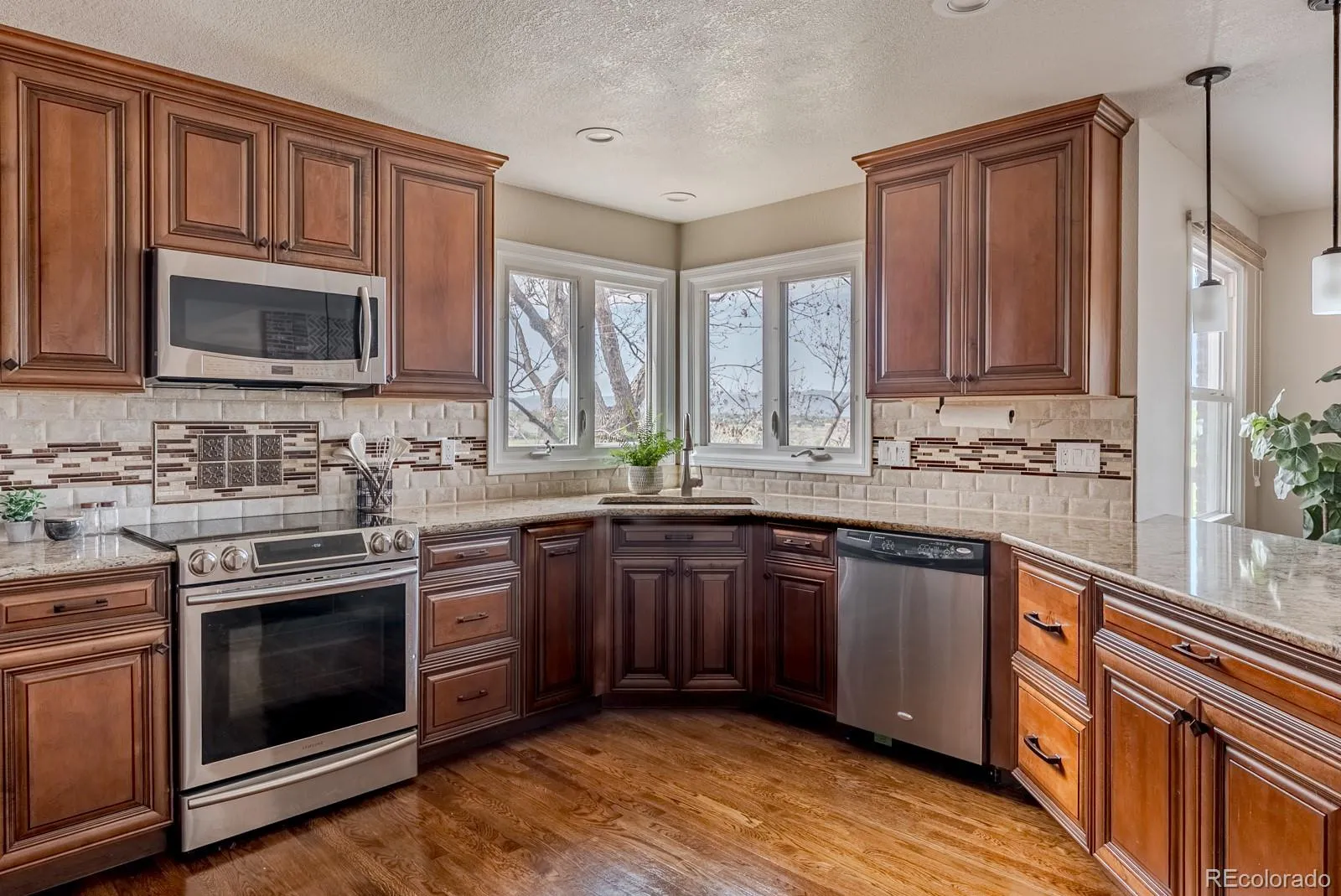 1914 Terrace Drive Highlands Ranch CO 80126 MLS #REC6975199 05212026035411 1600 8
