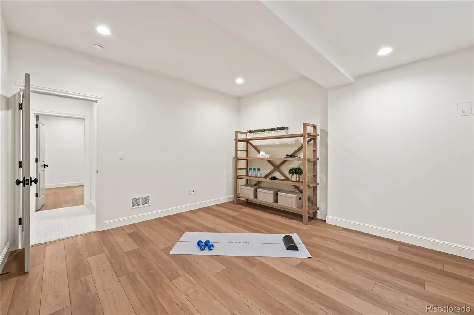 03052026135057 1600 36