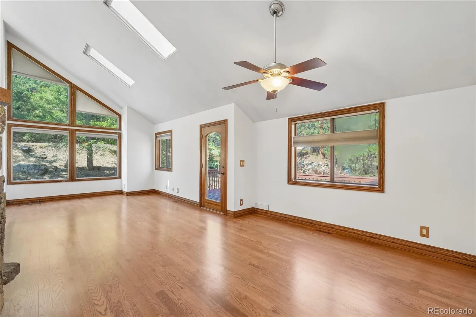 30243 Pine Crest Drive Evergreen CO 80439 | MLS #REC6979616 08172026171710 1600 17