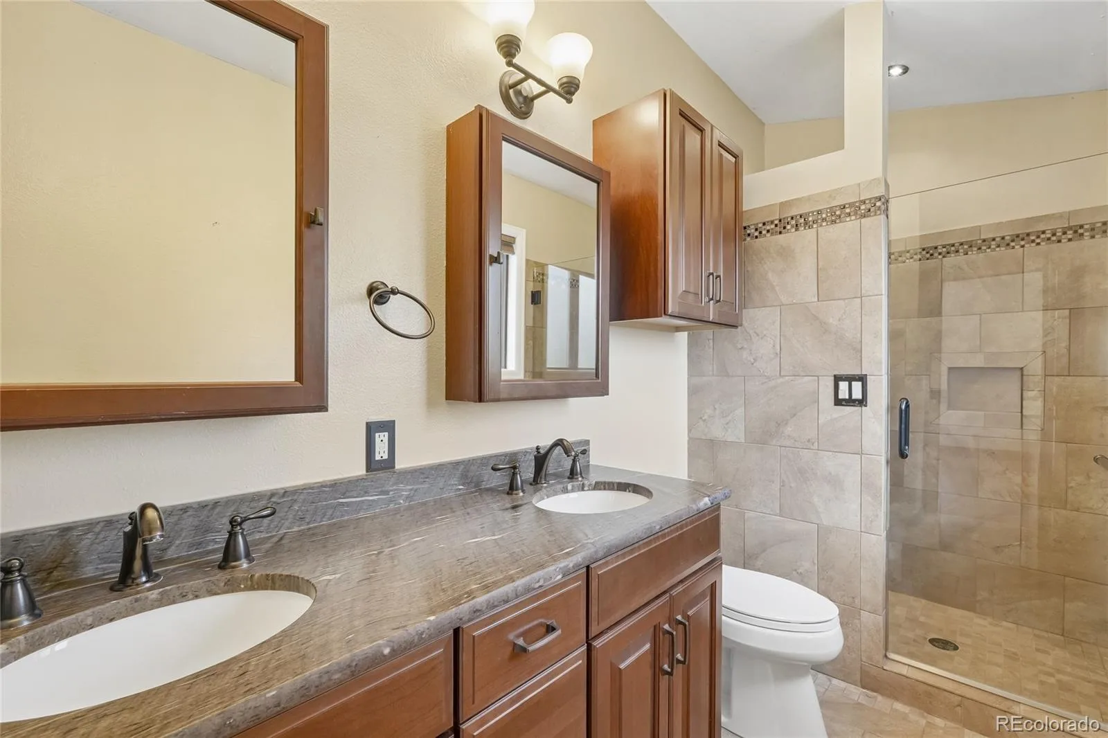 30243 Pine Crest Drive Evergreen CO 80439 | MLS #REC6979616 08172026171710 1600 23