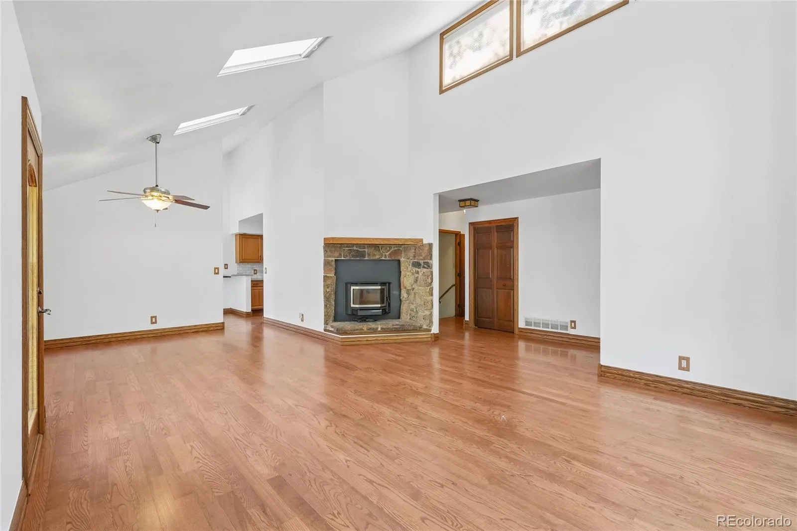 30243 Pine Crest Drive Evergreen CO 80439 | MLS #REC6979616 08172026171710 1600 3