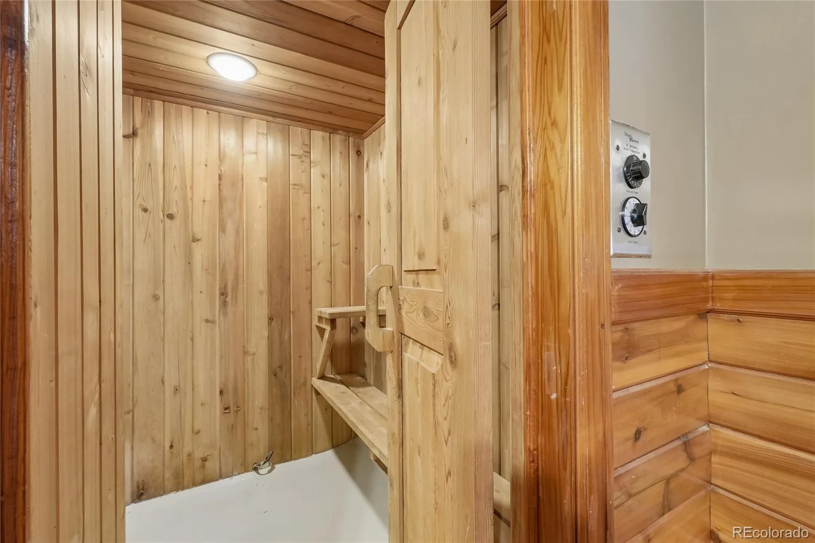 30243 Pine Crest Drive Evergreen CO 80439 | MLS #REC6979616 08172026171710 1600 44