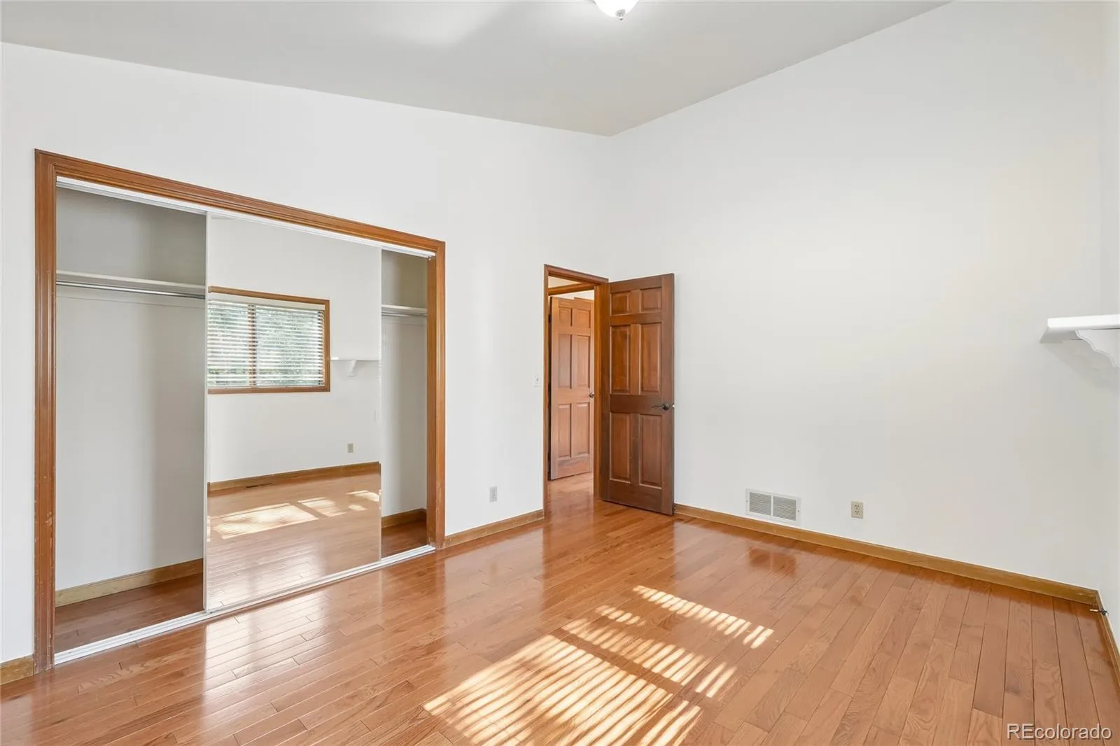 30243 Pine Crest Drive Evergreen CO 80439 | MLS #REC6979616 08172026171710 1600 7