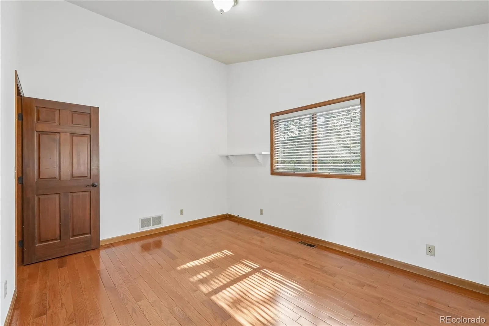 30243 Pine Crest Drive Evergreen CO 80439 | MLS #REC6979616 08172026171710 1600 8