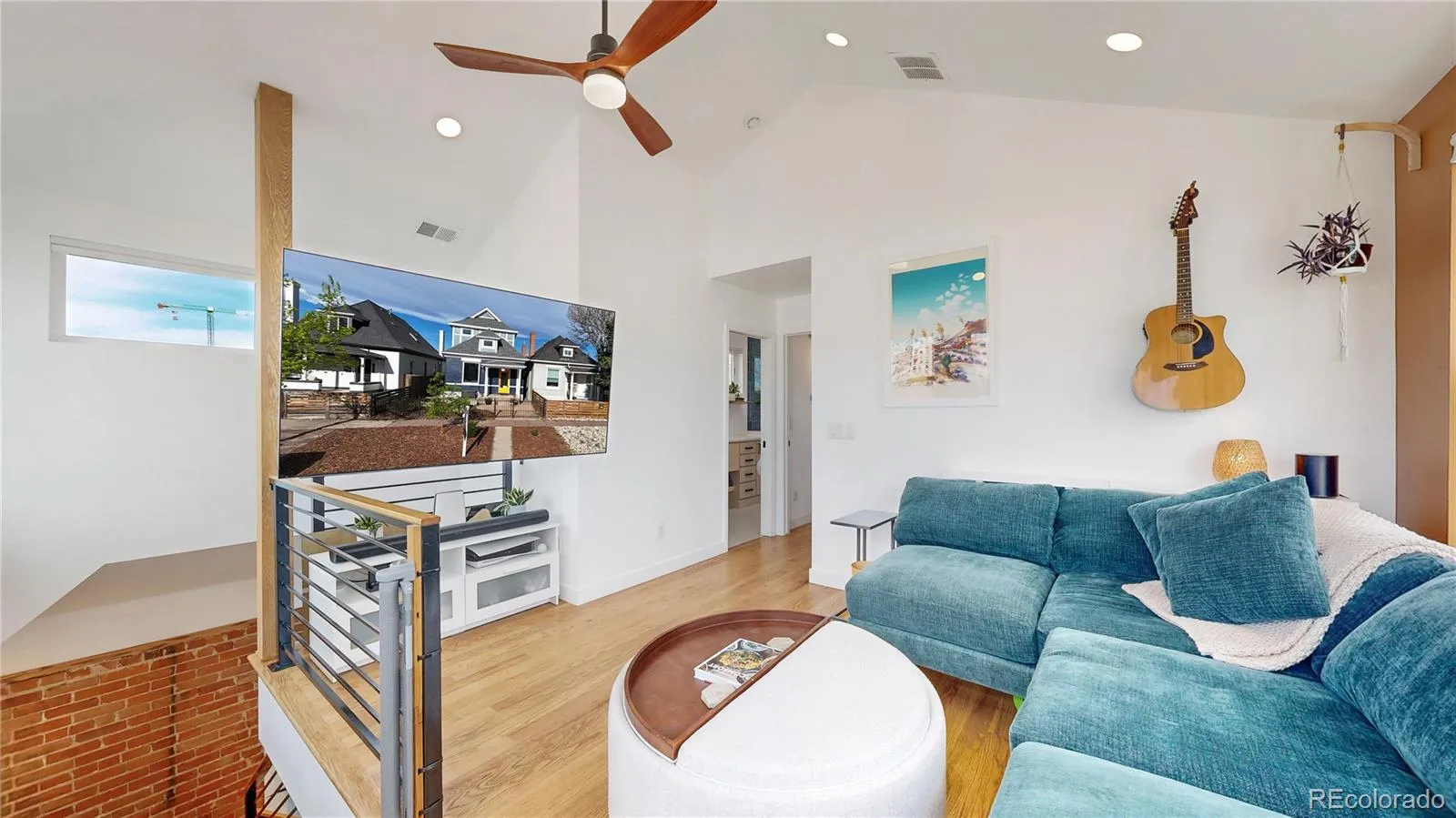 04112026010844 1600 18