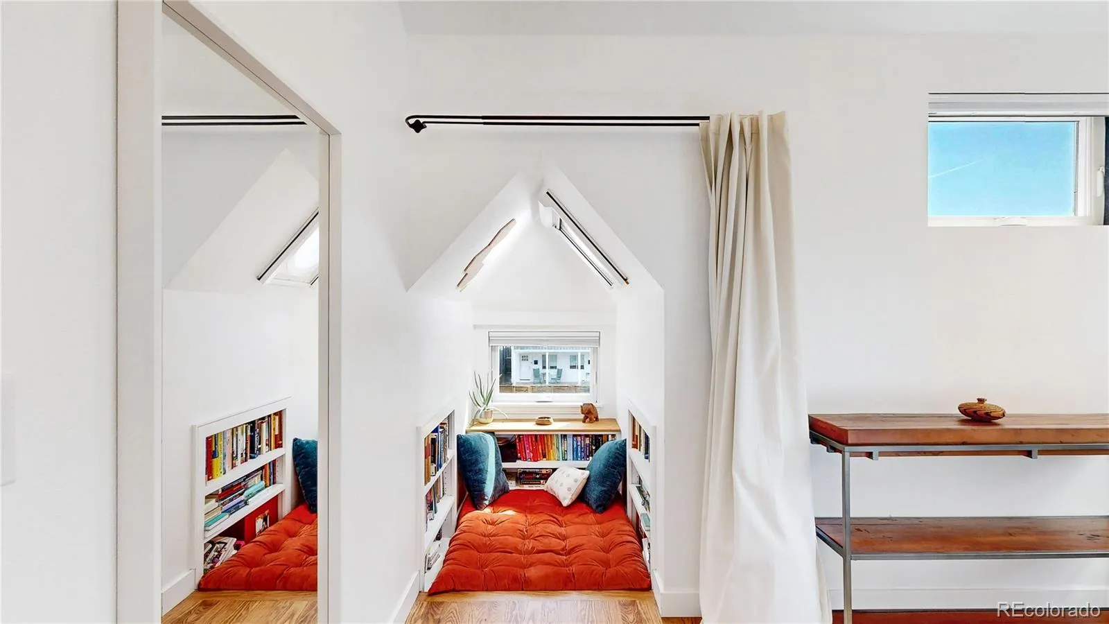 04112026010844 1600 25