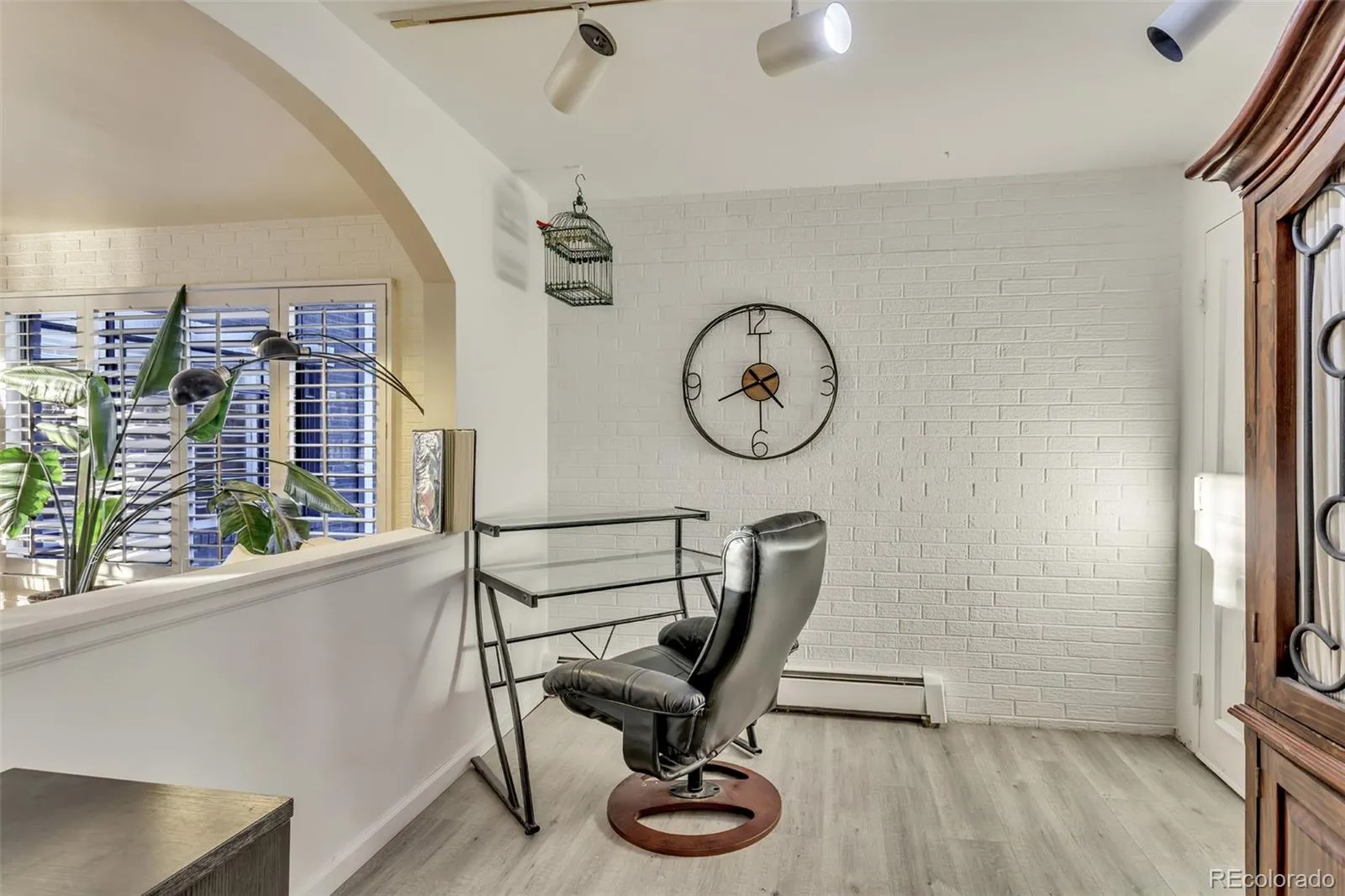 04142026014903 1600 19