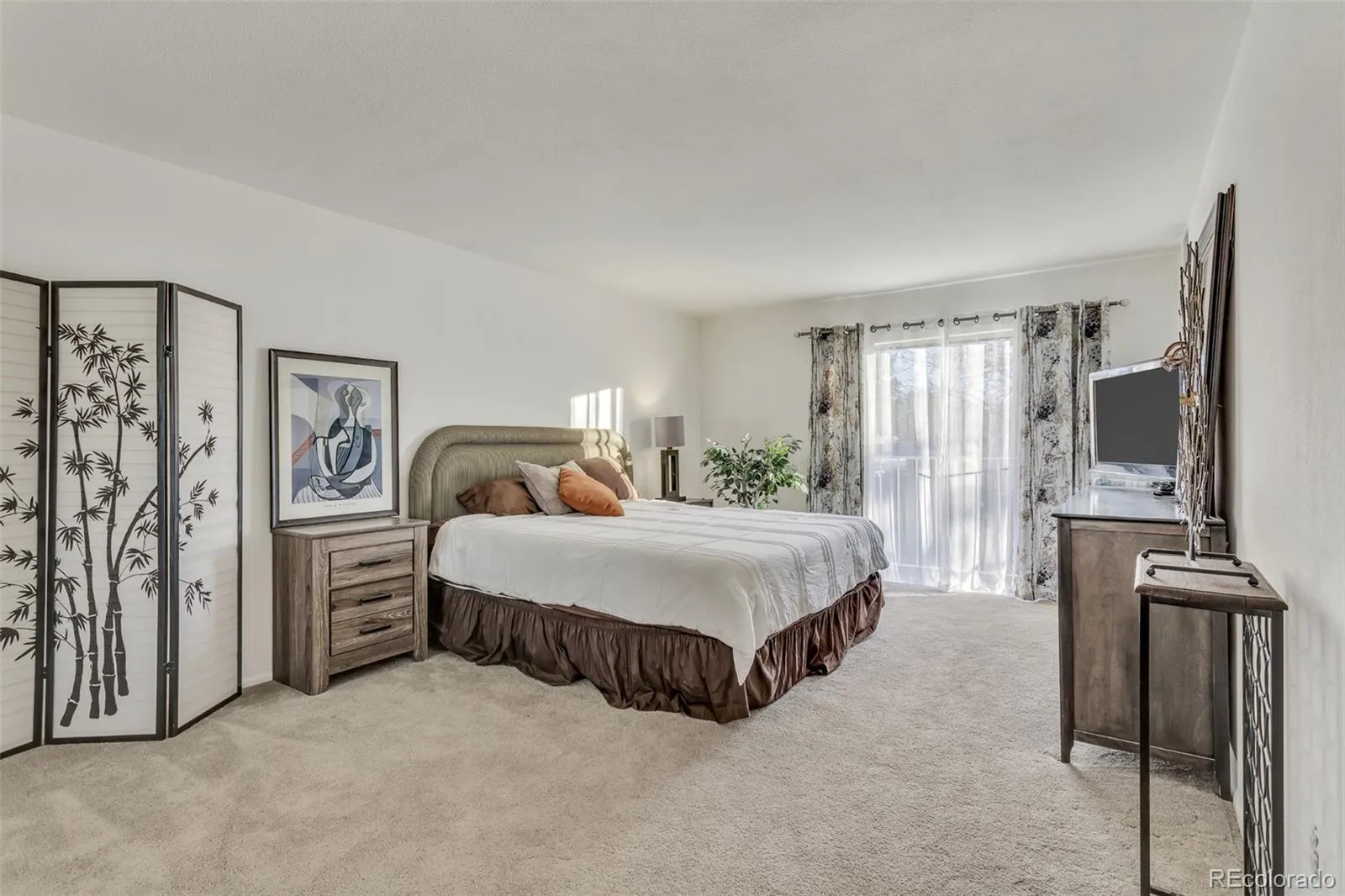 04142026014903 1600 30