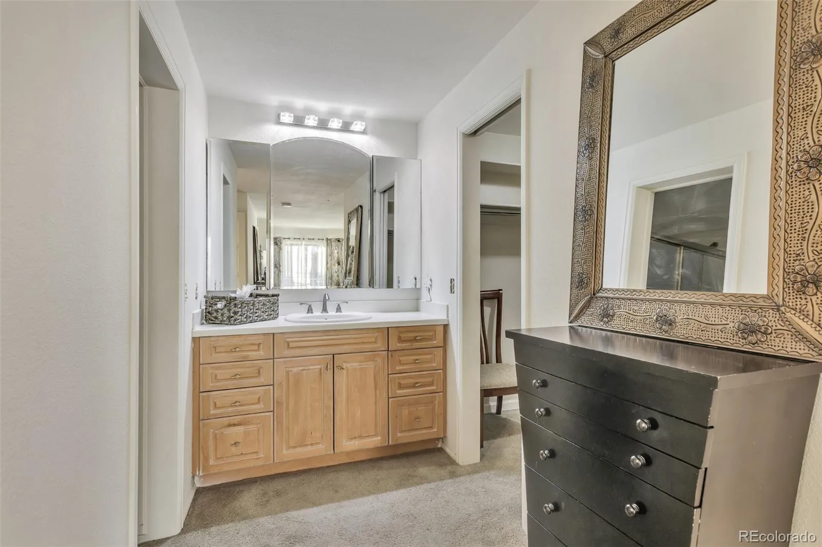 04142026014903 1600 32