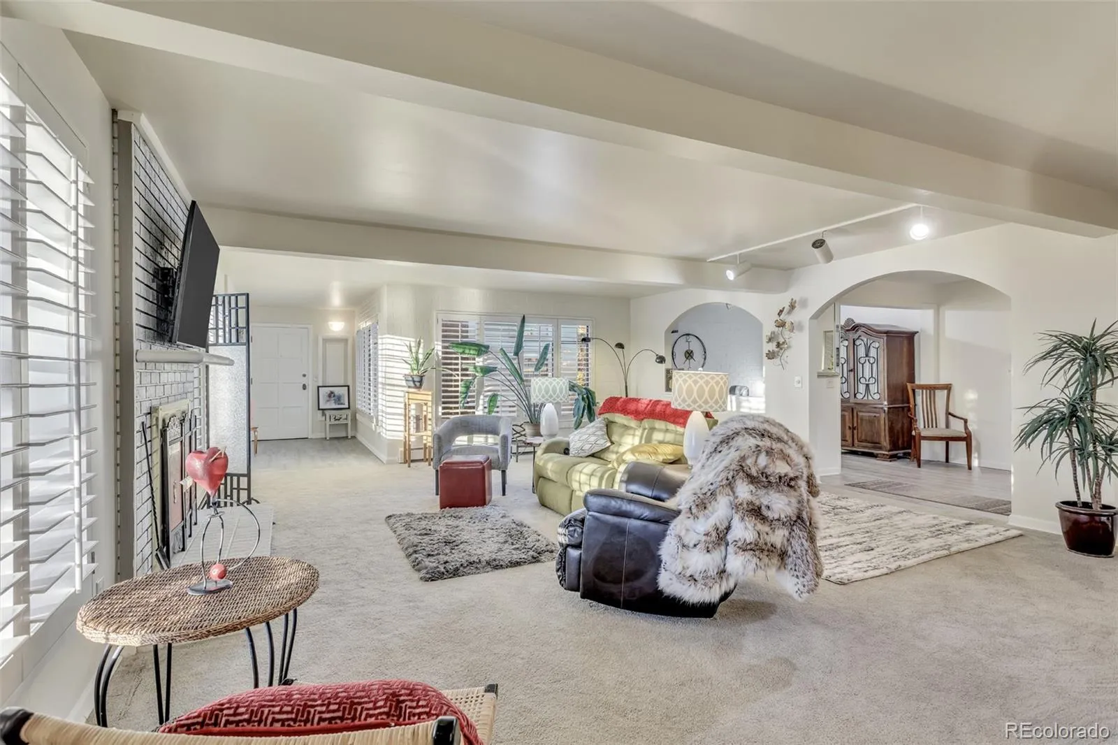 04142026014903 1600 7